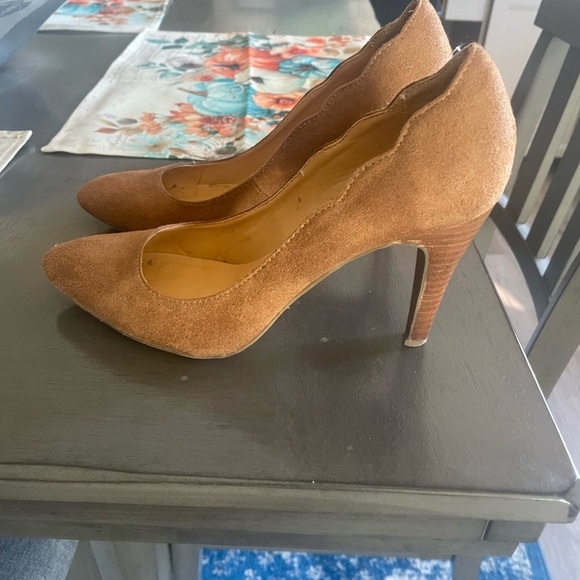 💙 4 for 30 💙 Suede Pumps - Picture 2 of 7